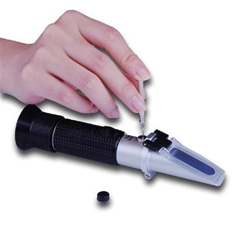 a refractometer is used to measure the blank in urine|urine refractometer veterinary.